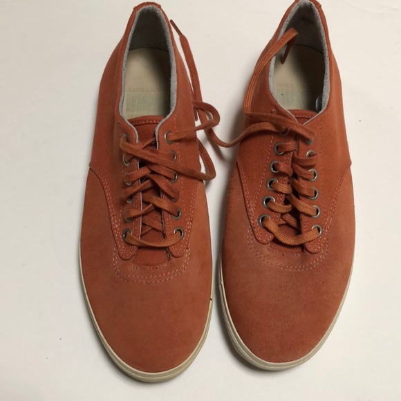 SeaVees Other - Men’s SeaVees Pantone Size 8.5